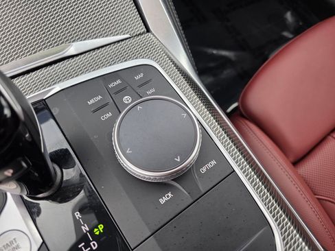 Used 2022 BMW M440i Coupe image 23