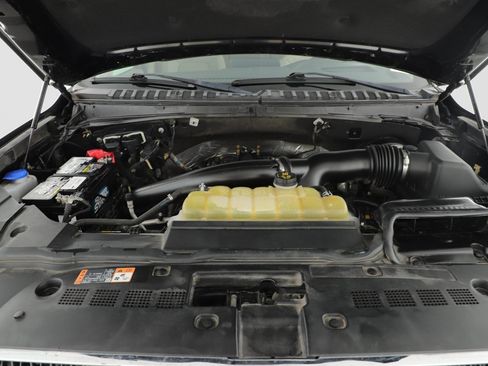 Used 2021 Lincoln Navigator Reserve AWD/4WD image 6