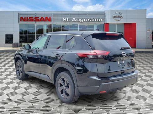 New 2026 Nissan Rogue SV FWD image 4