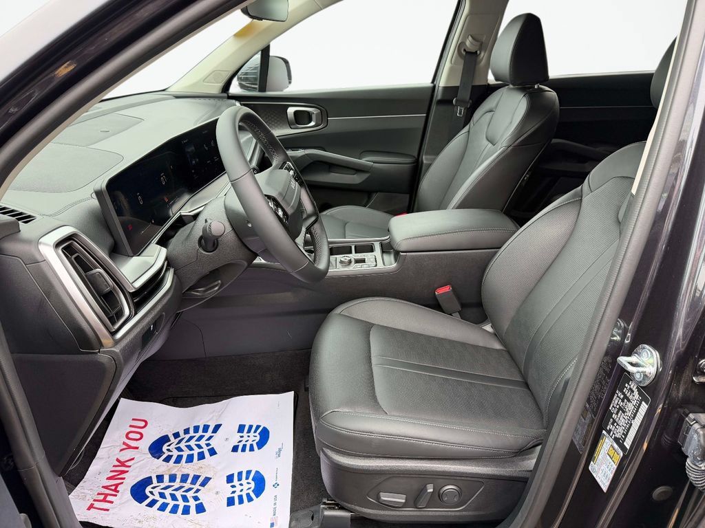 Certified 2026 Kia Sorento S AWD/4WD image 18