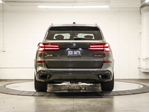 Used 2026 BMW X5 xDrive50e AWD/4WD image 5
