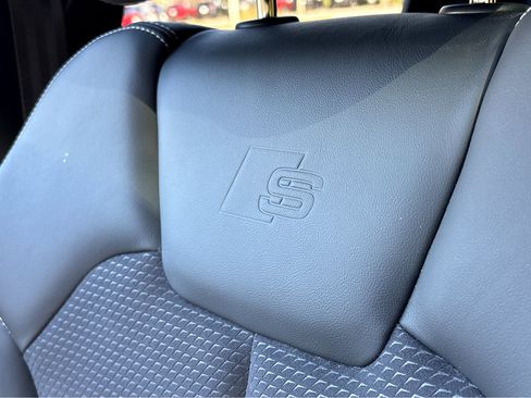 Used 2023 Audi SQ5 Premium Plus image 6