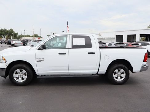 Used 2022 RAM 1500 Classic SLT w/ Electronics Group AWD/4WD image 6