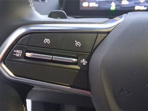 Used 2025 Chevrolet Silverado EV LT image 33