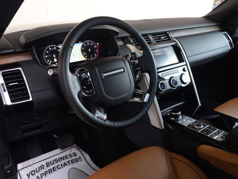Used 2020 Land Rover Discovery HSE AWD/4WD image 13