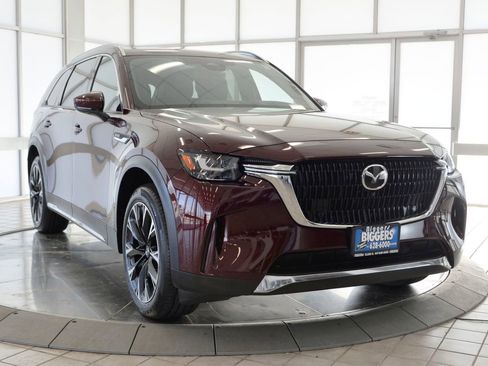 Used 2025 MAZDA CX-90 Plug-In Hybrid w/ Premium Plus image 2