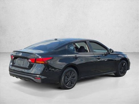 Used 2019 Nissan Altima 2.5 S FWD image 5