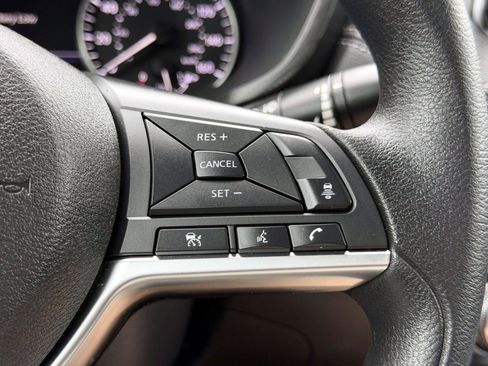 Used 2023 Nissan Sentra SV FWD image 21