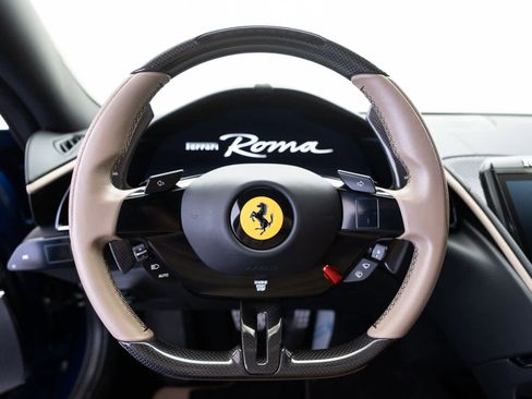 Used 2022 Ferrari Roma RWD image 18