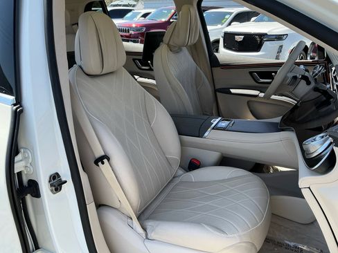 Used 2023 Mercedes-Benz EQS 580 4MATIC SUV image 21
