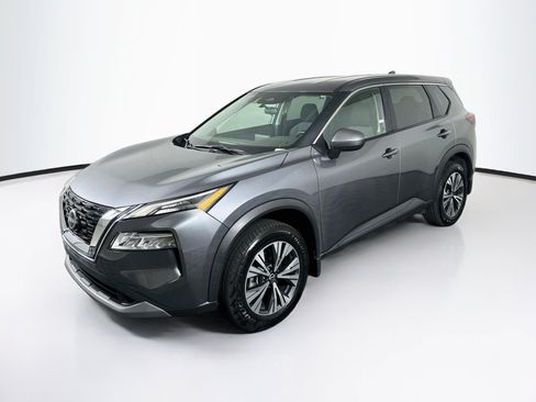 Used 2023 Nissan Rogue SV FWD image 3