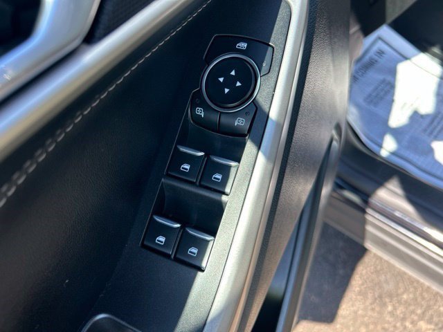 Used 2023 Ford Explorer XLT w/ Equipment Group 202A AWD/4WD image 12