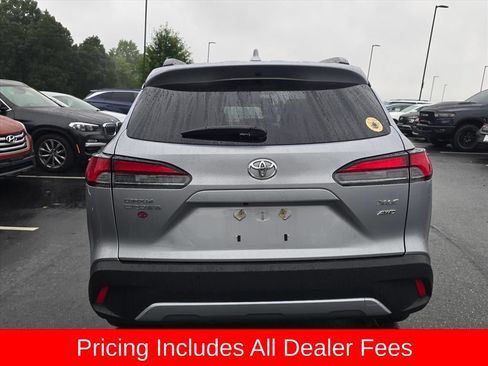 Used 2024 Toyota Corolla Cross XLE w/ Convenience Package AWD/4WD image 7