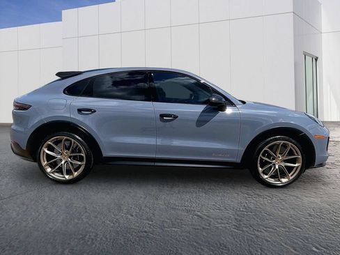 Certified 2023 Porsche Cayenne Turbo GT AWD/4WD image 8