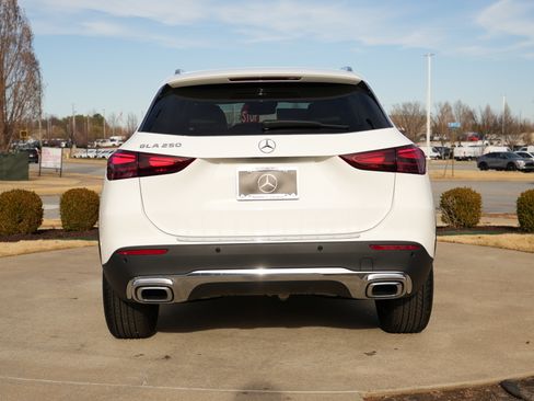 New 2026 Mercedes-Benz GLA 250 image 6