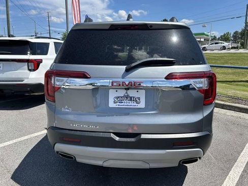 Used 2023 GMC Acadia SLT FWD image 5
