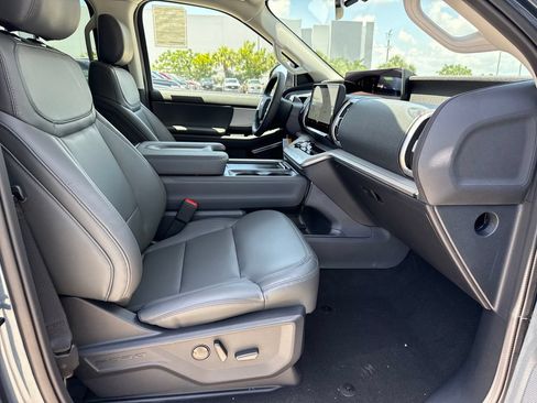 New 2027 Ford Expedition Active RWD image 23