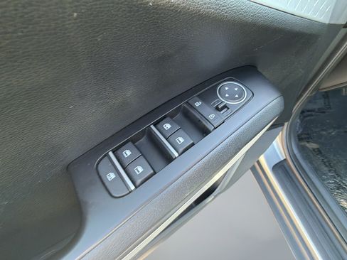 Used 2024 Kia Soul LX w/ Option Group 015 FWD image 30
