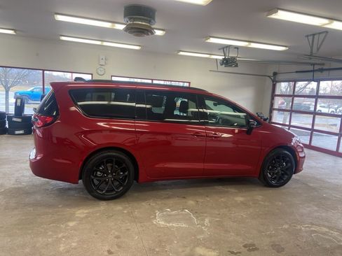 New 2026 Chrysler Pacifica Select w/ S Appearance Package FWD image 26
