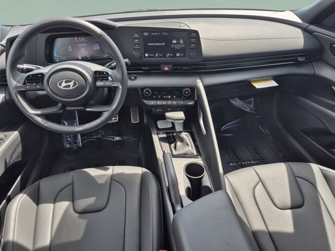 New 2026 Hyundai Elantra SEL Sport FWD image 10