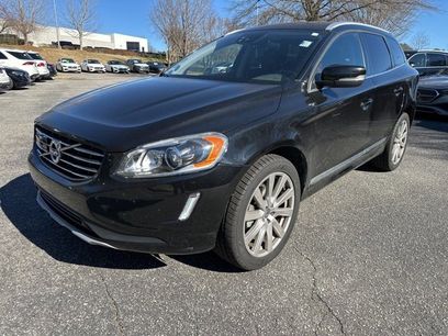 Used 2017 Volvo XC60 T5 Inscription w/ Advanced Package