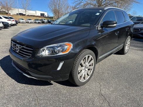 Used 2017 Volvo XC60 T5 Inscription w/ Advanced Package image 1
