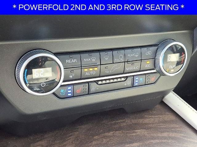 Used 2021 Ford Expedition Platinum AWD/4WD image 16