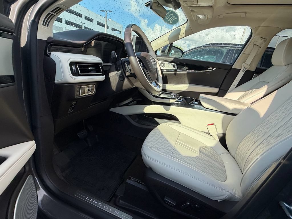 Used 2023 Lincoln Nautilus Black Label AWD/4WD image 19
