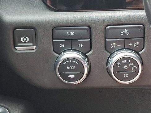 Used 2022 GMC Sierra 1500 Elevation AWD/4WD image 22