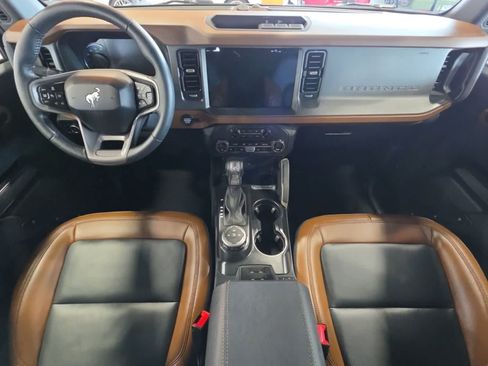 Used 2024 Ford Bronco Outer Banks AWD/4WD image 31