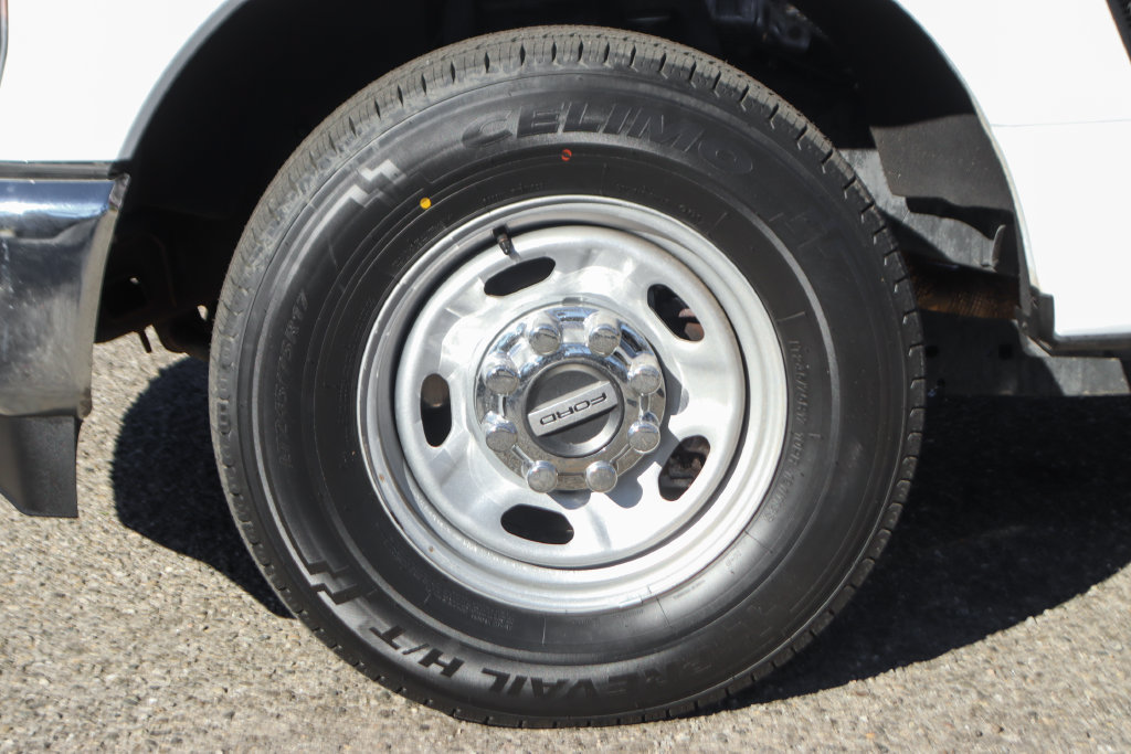 Used 2023 Ford F250 XL w/ XL Chrome Package RWD image 38