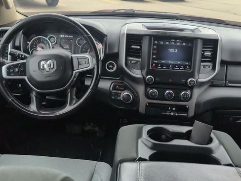 Used 2020 RAM 1500 Big Horn AWD/4WD image 16