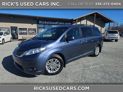 Used 2017 Toyota Sienna XLE Premium