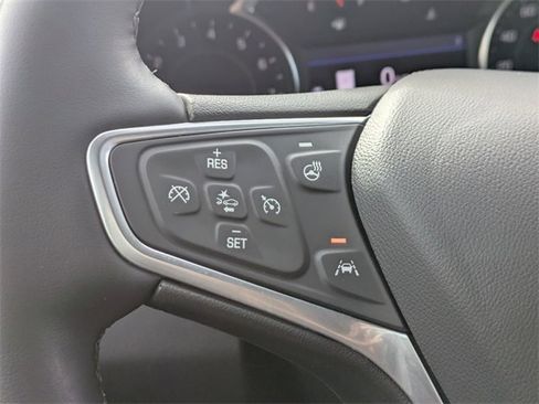 Used 2023 Chevrolet Equinox Premier image 31