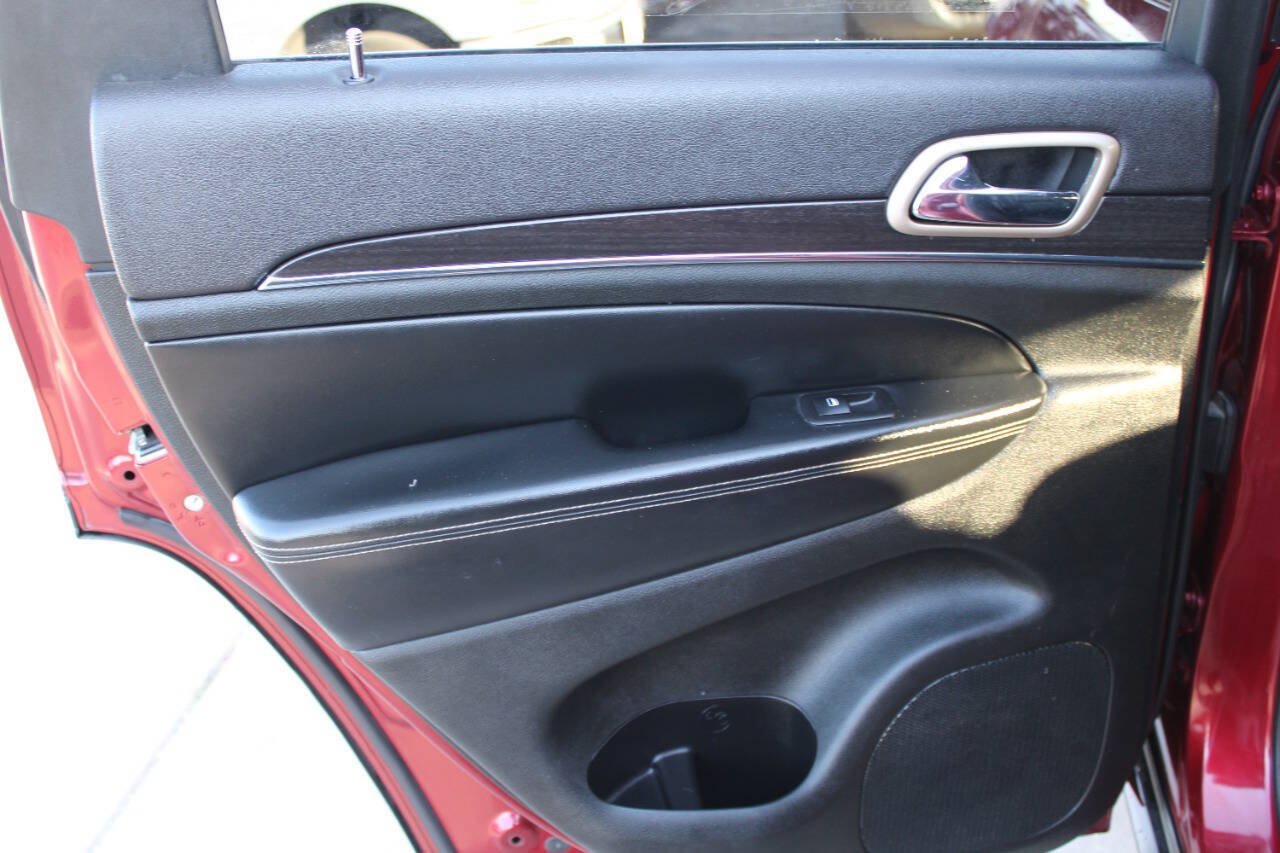 Used 2014 Jeep Grand Cherokee Limited w/ Luxury Group II RWD image 15