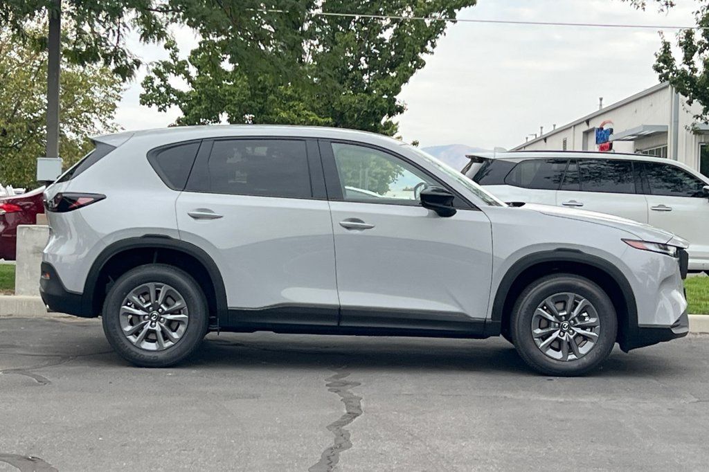 New 2026 MAZDA CX-5 Select AWD/4WD image 3