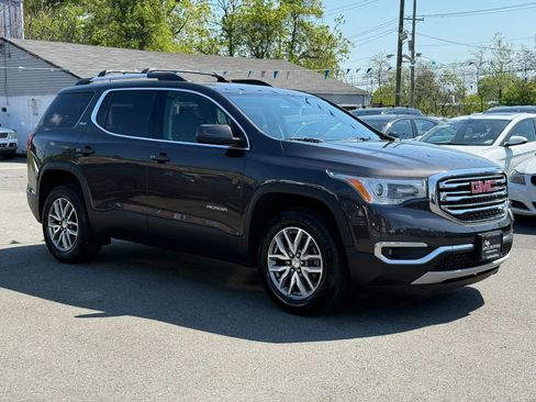 Used 2017 GMC Acadia SLE w/ Driver Alert Package I AWD/4WD image 17