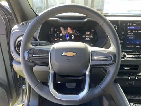 New 2026 Chevrolet Colorado W/T image 15