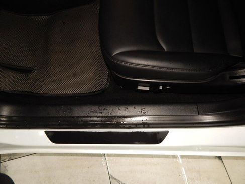 Used 2022 Tesla Model 3 Long Range image 12