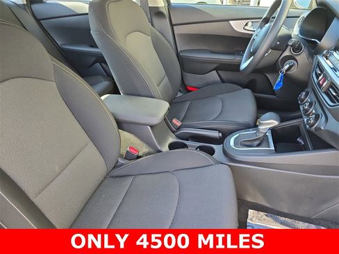 Used 2024 Kia Forte LXS w/ LXS Technology Package image 10