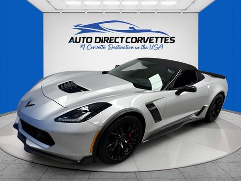 Used 2018 Chevrolet Corvette Z06 RWD image 32