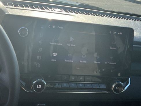 Used 2025 Chevrolet Colorado Trail Boss image 13