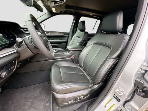 New 2025 Jeep Grand Cherokee Limited 4xe image 23