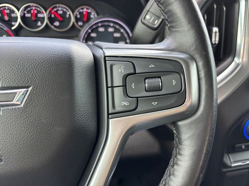 Used 2022 Chevrolet Silverado 1500 LT Trail Boss AWD/4WD image 16