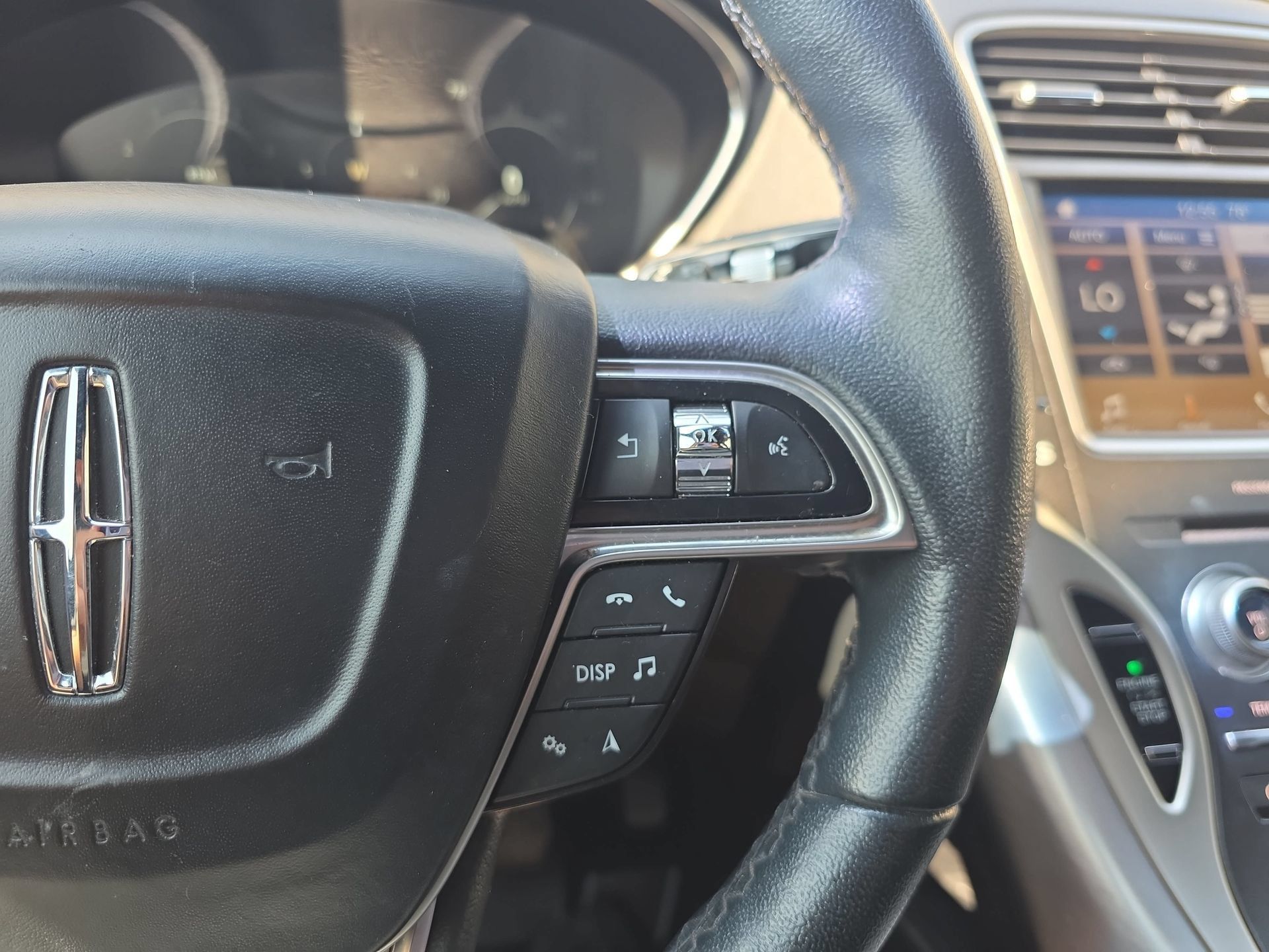 Used 2019 Lincoln Nautilus FWD image 19