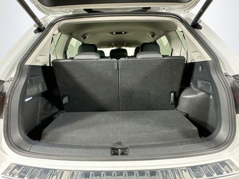 Used 2024 Volkswagen Tiguan Wolfsburg Edition FWD image 27