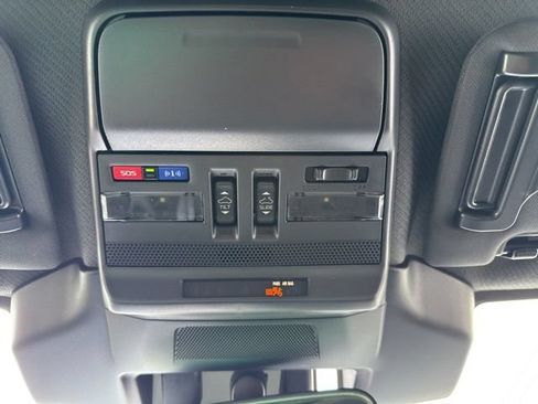 Used 2026 Subaru Outback Premium AWD/4WD image 19