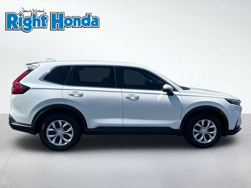 Certified 2025 Honda CR-V LX image 7