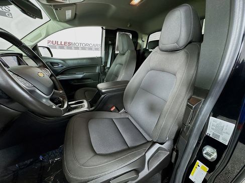 Used 2021 Chevrolet Colorado LT w/ LT Convenience Package image 21