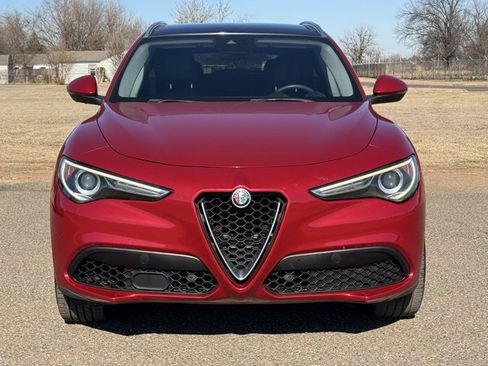 Used 2018 Alfa Romeo Stelvio Ti image 2